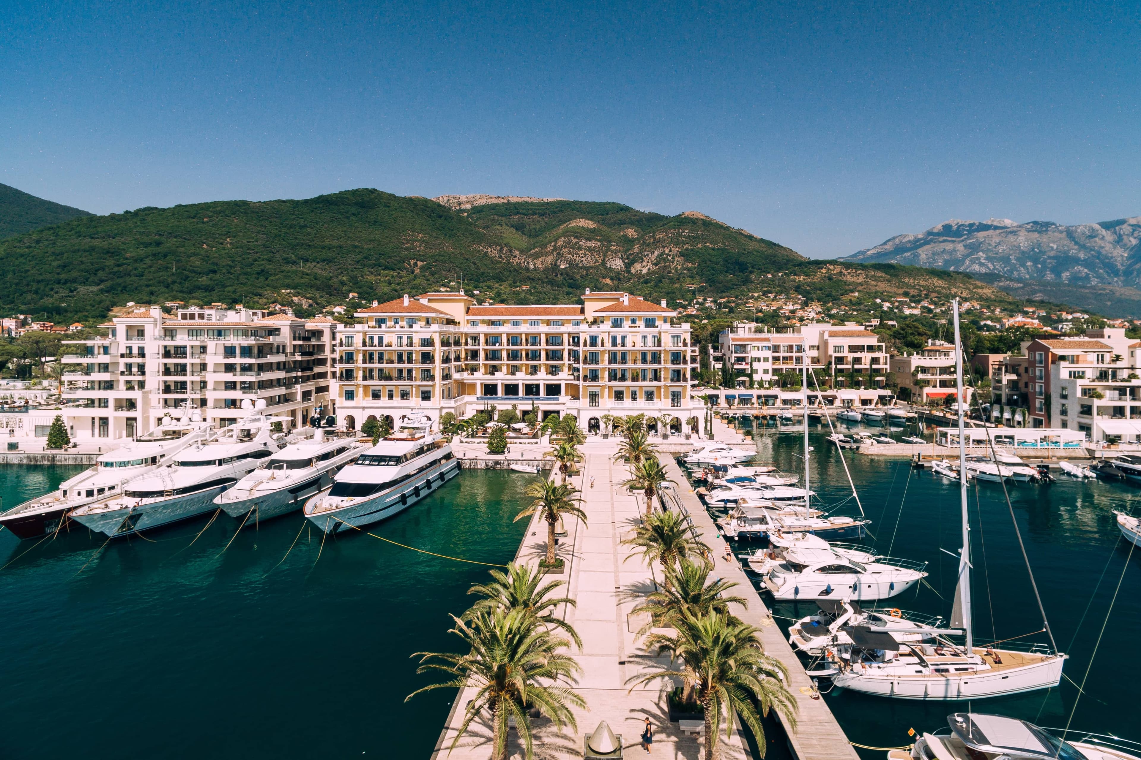 marina - image 1